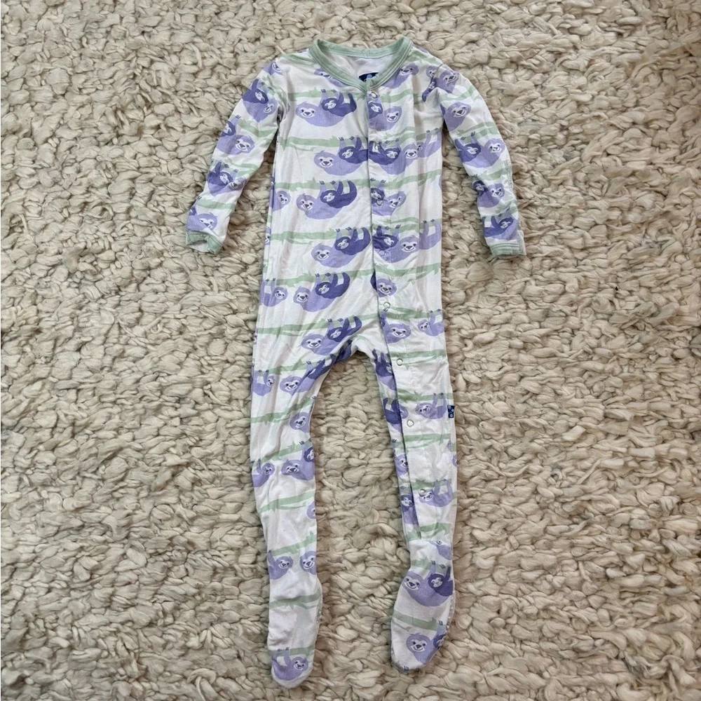 Baby KicKee Pants Sloth Footie Pajamas 9-12 Months White Purple Green